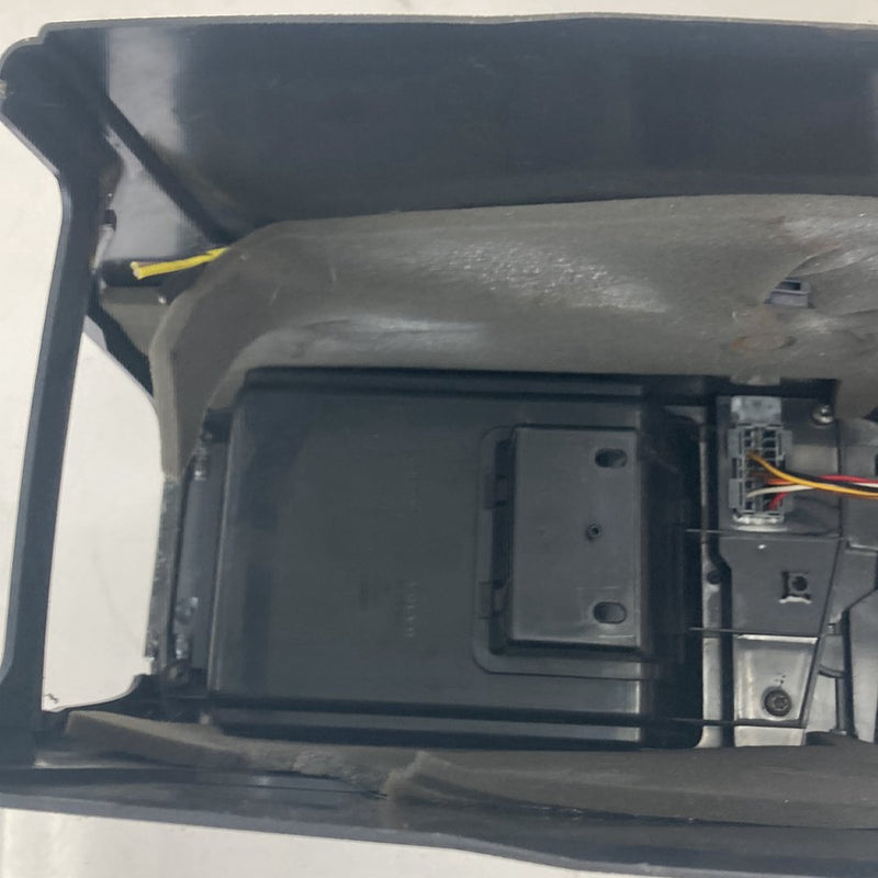 1998-2000 Volvo V70 S70 Center Console Storage Assembly OEM #5220M