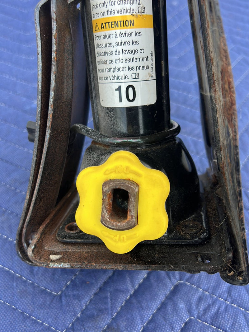 1999-2014 Chevrolet Silverado Tahoe GMC Emergency Spare Bottle Jack OEM #5132EM