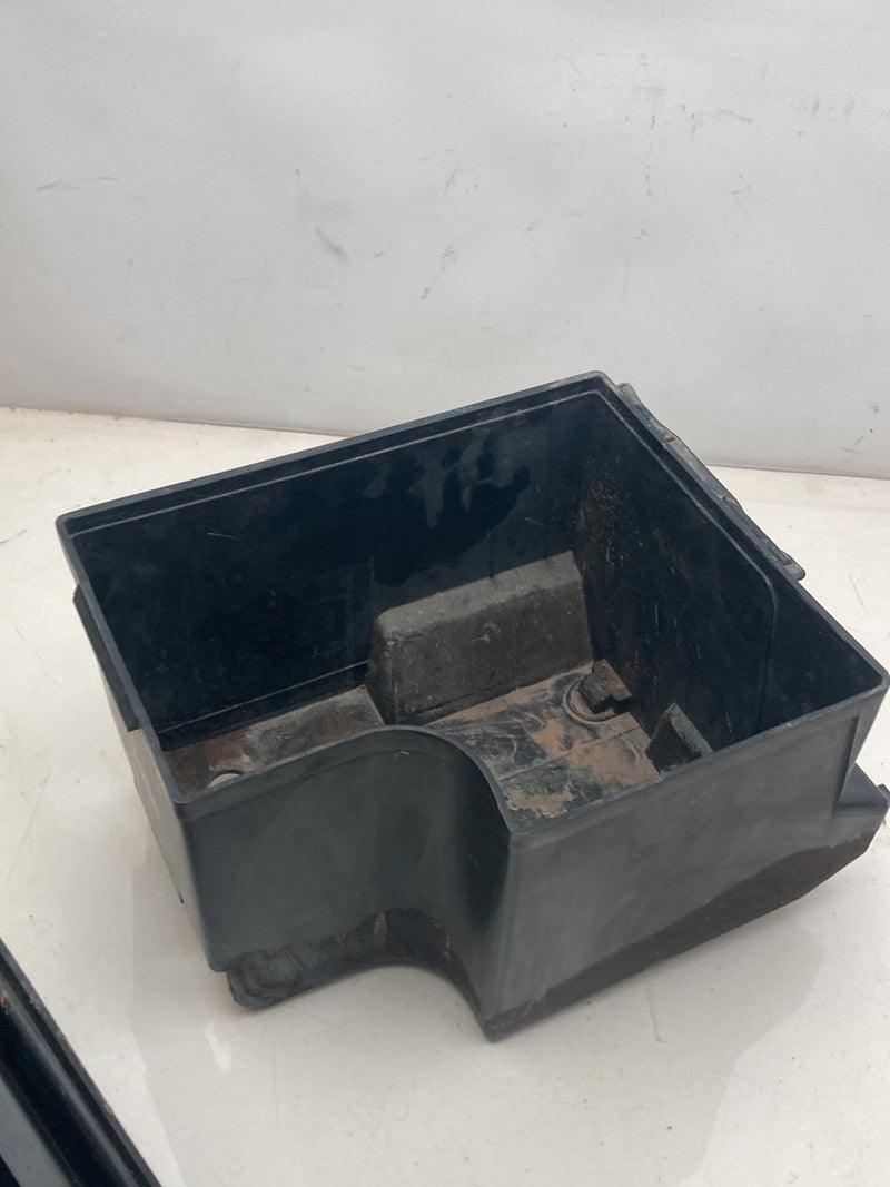 1996 Chevrolet Silverado GMT800 - Storage Box PN: 15740047 1573696