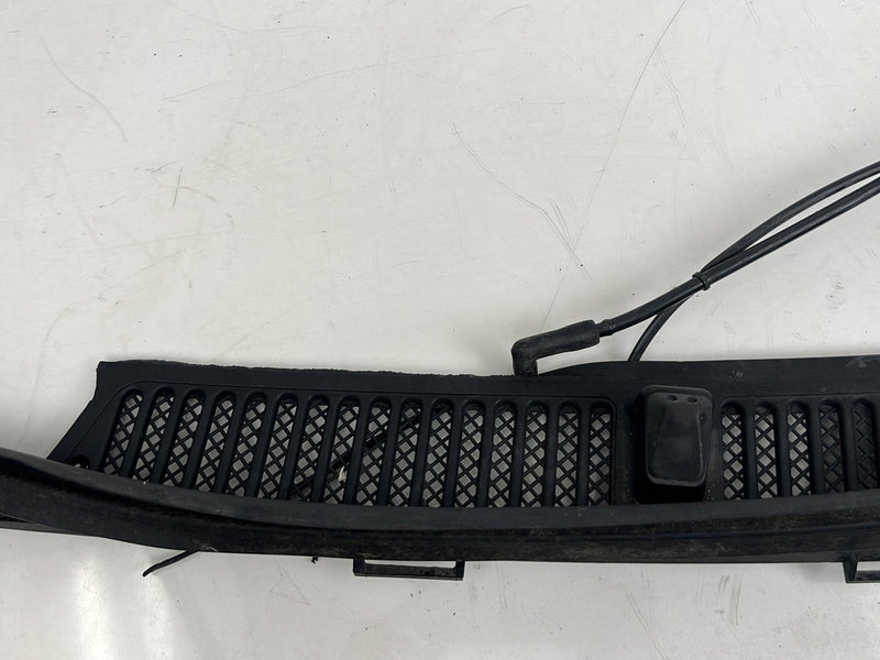 1996-2003 Audi S8 D2 A8 Heated Windshield Washer Nozzle & Harness OEM #6560EM