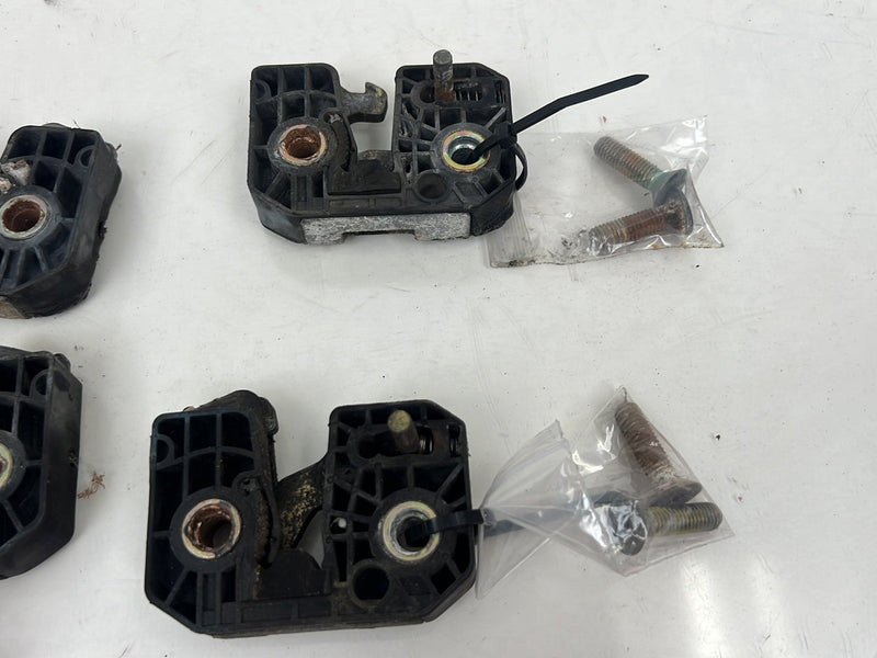 1990-1992 Volvo 740 745 940 Wagon Door Latch Catch Assembly Set of 4 OEM #5969EM
