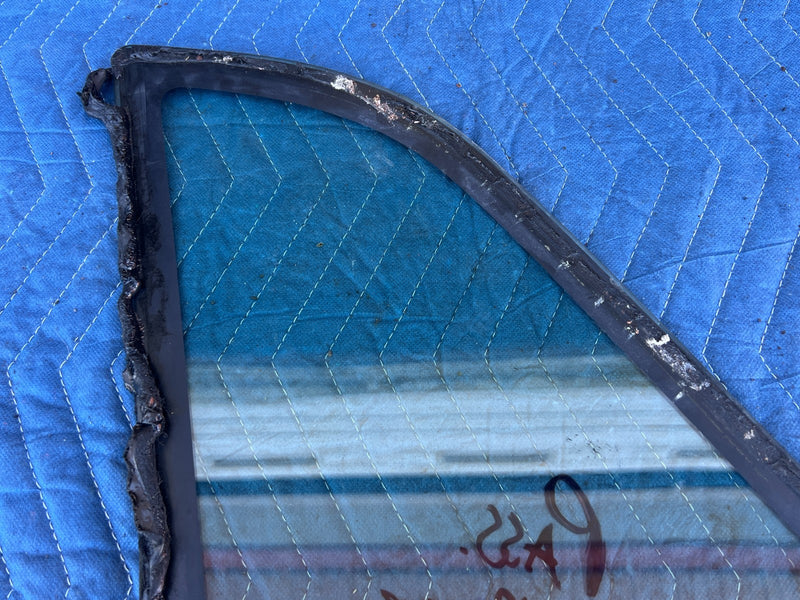 1986-1993 Volvo 240 244 *Sedan Only* Rear Right Quarter Window Glass OEM #4266EM