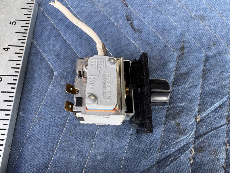 1986-1993 Volvo 240 244 245 Air Conditioning Switch Dial AC Dash OEM #4934E