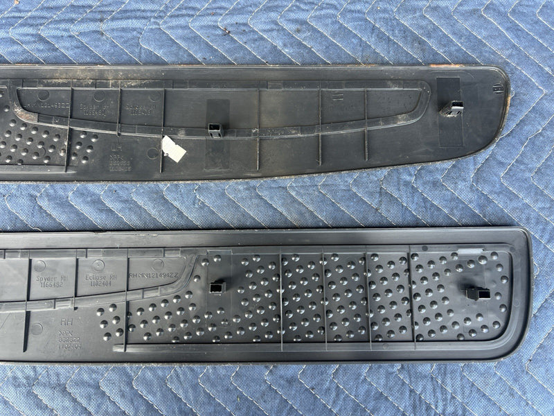2006-2012 Mitsubishi Eclipse Spyder Door Sill Trim Plate Scuff Panel OEM #3806M