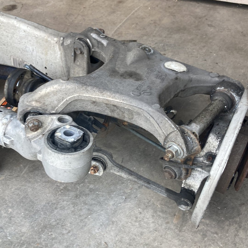 2003-2007 BMW 545i E60 Rear Axle Assembly 1801699349 6759610 6761134 OEM #4982M