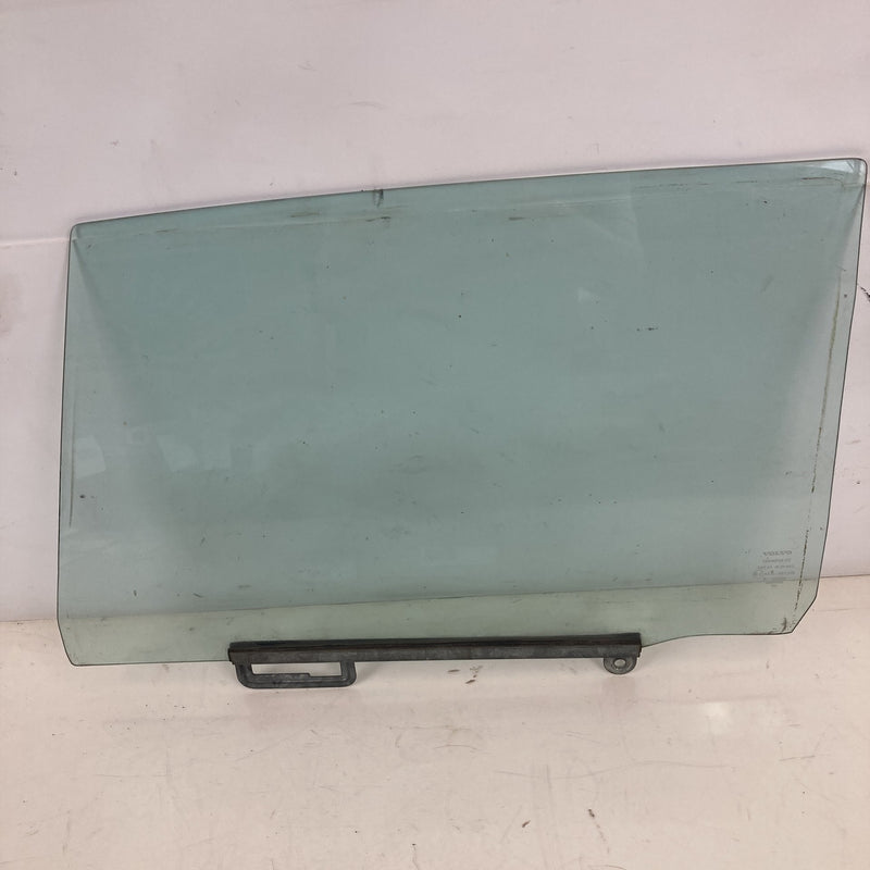 1981-1985 Volvo 240 245 Right Rear Window Glass Passenger OEM