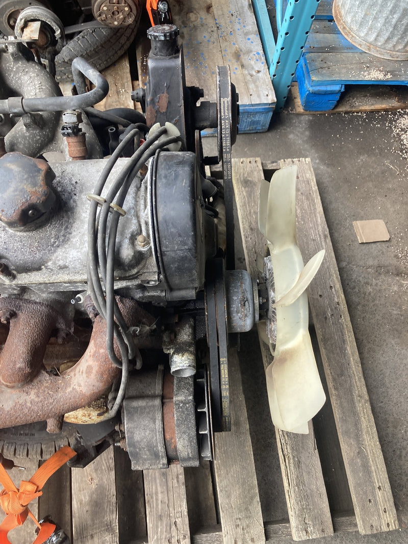 1981-1985 Volvo 240 245 4 Cyl B21F Engine Assembly 1000160 OEM