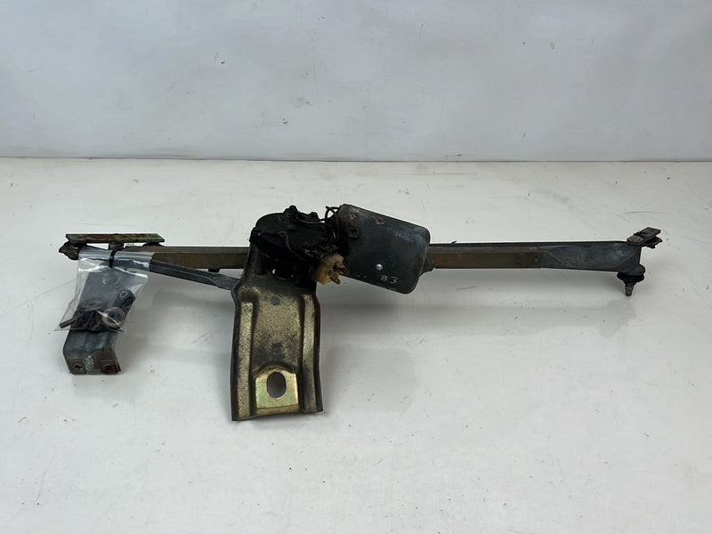 1983-1985 Porsche 944 Front Windshield Wiper Motor Transmission OEM #5636EM
