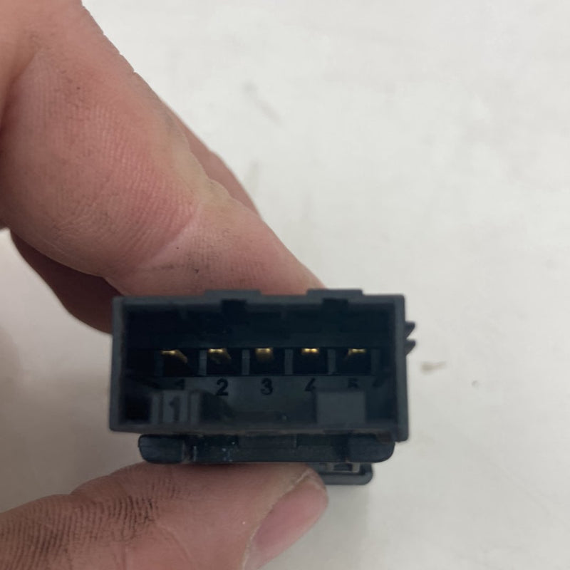 1999-2004 Land Rover Discovery II L550 Front Defrost Switch Button #5044M