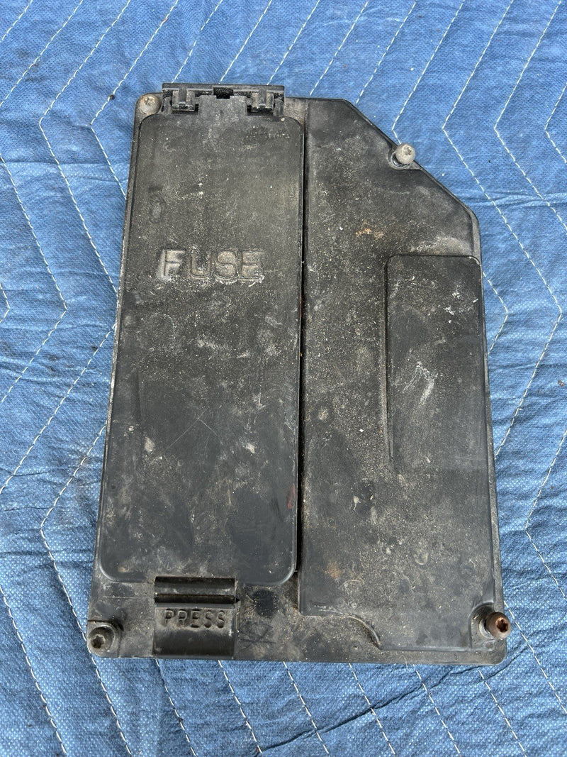 1993-1997 Volvo 850 850R V70 Engine Bay Fuse Box Cover Lid 3515122 OEM #4494E