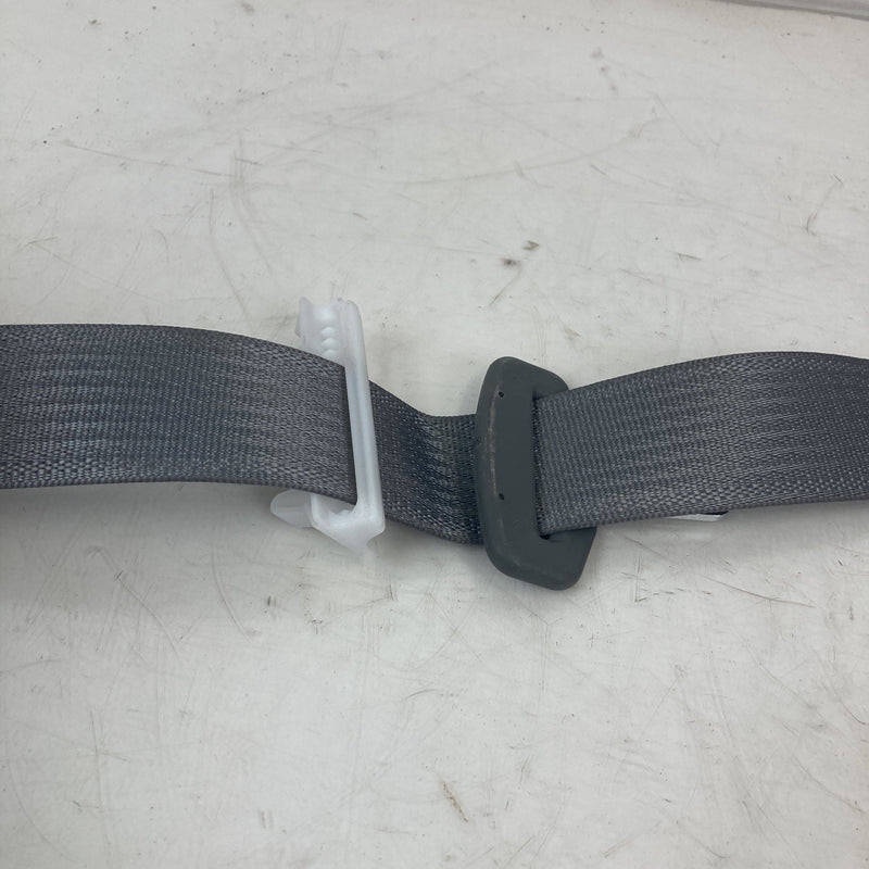 2014-2020 Chevrolet Silverado 1500 2500 HD 3500 Front Center Seat Belt OEM #5613M