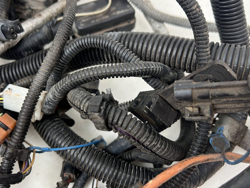 1995-1998 Chevrolet GMC C/K Engine Wiring Harness w/ Fuse Box OEM