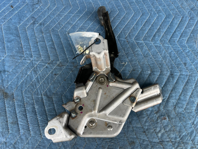 2002-2006  Toyota Camry Emergency Parking Brake Pedal Assembly OEM #118DU