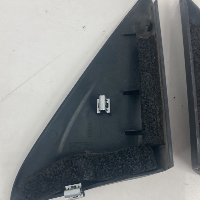 2002-2004 Honda CR-V RD2 Corner Mirror Trim Interior OEM #5112M