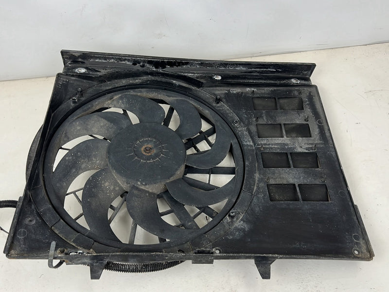 1990-1992 Volvo 740 745 940 Radiator Cooling Fan Assembly 3507347 OEM #5885EM