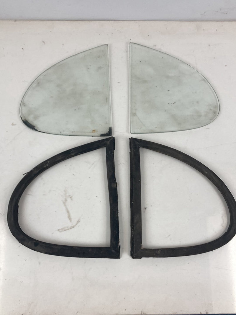 1962 Volvo P1800 - Rear Quarter Glass Left