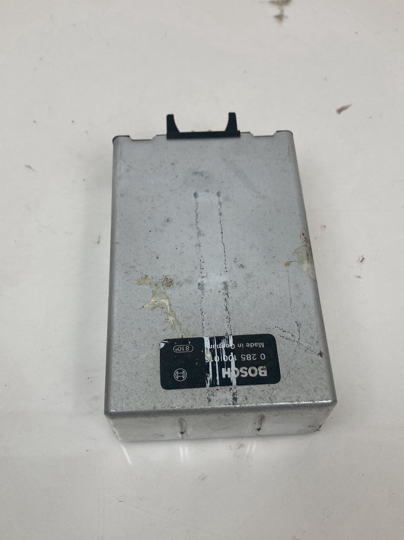 1992 Volvo 940 944 - Airbag Sensor PN: 0285100016