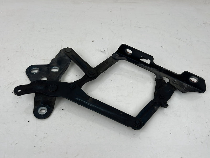 1990-1992 Volvo 740 745 940 Engine Bonnet Hood Hinge Pair w/ Bolts OEM #5916EM