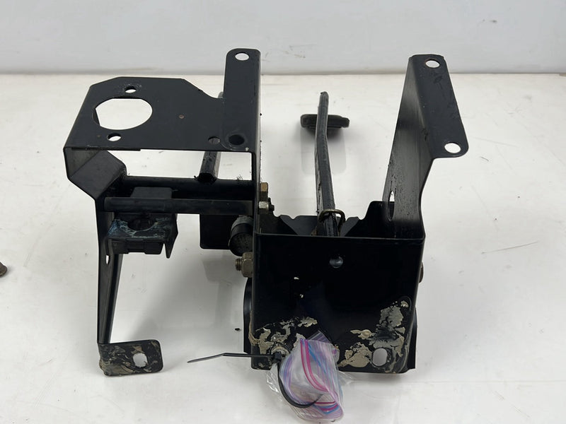 1975-1980 Volvo 244 240 Manual Trans Clutch & Brake Pedal Assembly OEM #5358EM