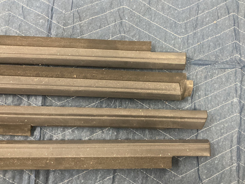 1992-1995 Volvo 940 740 Front Rear Window Scraper Molding Set of 4 OEM #6407EM