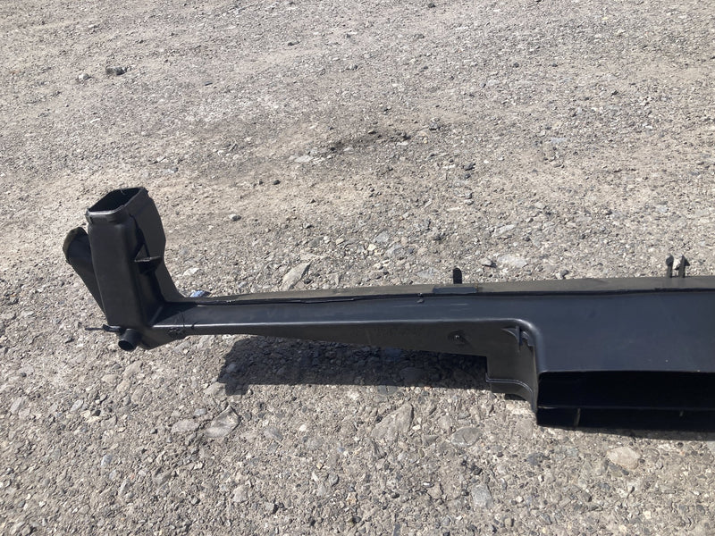 1996 Chevrolet Silverado GMT800 - Dash Duct PN: 15691490