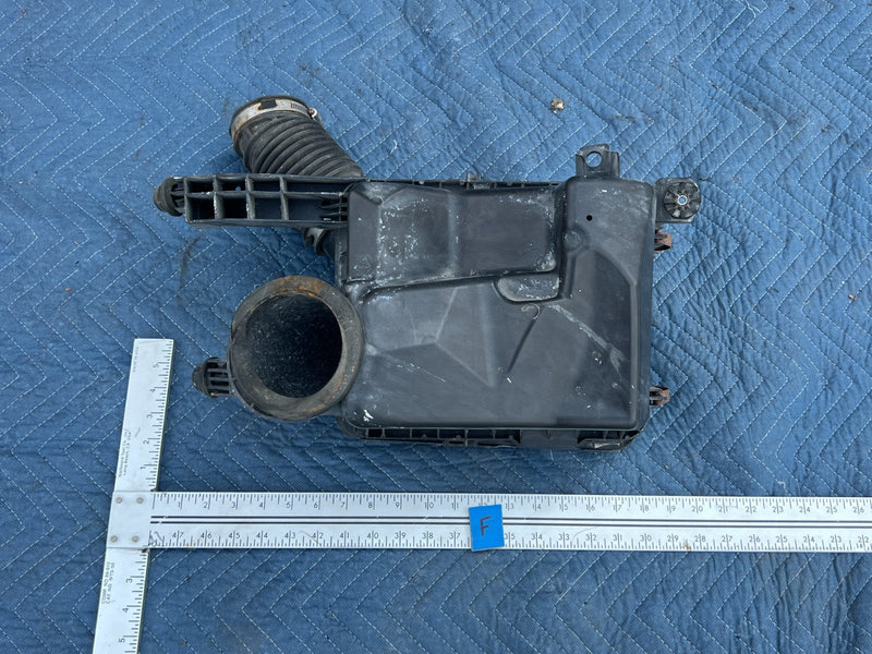 2006-2010 Pontiac G6 Air Cleaner Filter Intake Box ECM 25943864 OEM #62DU