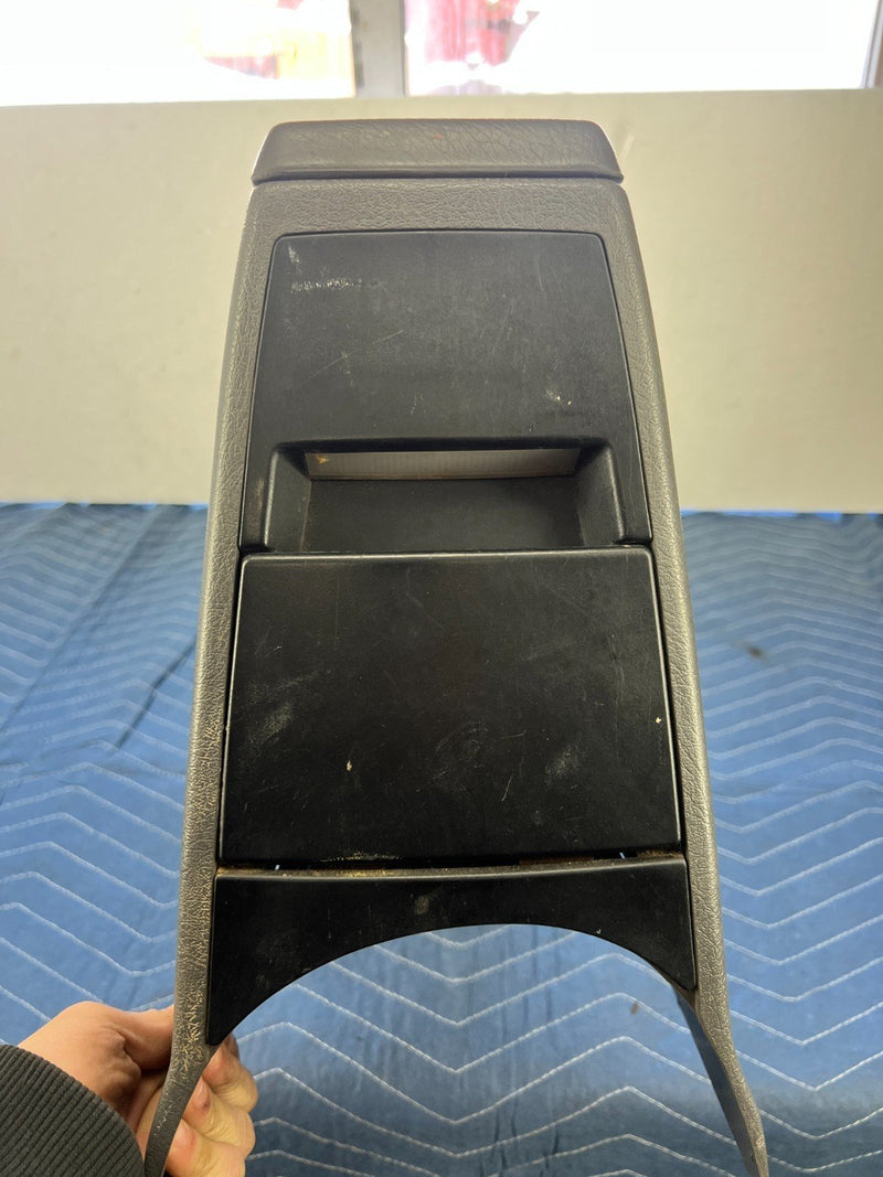1992-1995 Volvo 940 740 Center Console Assembly Arm Rest Storage Gray OE #3178EM