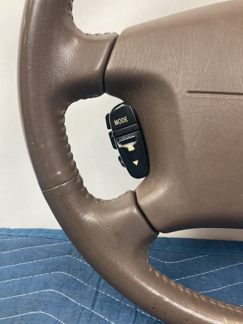 2000 Toyota Sienna L10 - Steering Wheel PN: T22480 A18298