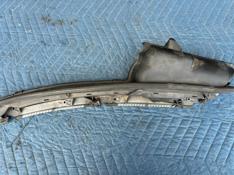 1998-2003 Mercedes W210 E320 Windshield Wiper Cowl Cover Trim Screen OEM #4663EM