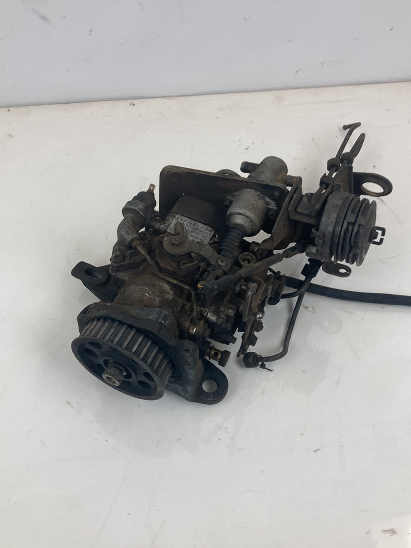 1980 Volvo 244 - Injector Pump PN: 0460406033 146 072130107