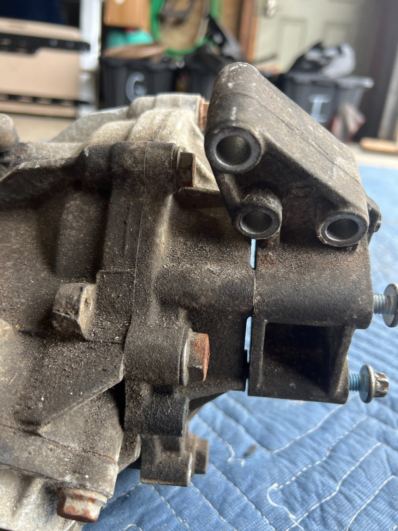1998-2003 Mercedes W210 E320 Wagon Transfer Case Assembly Angle Gear OEM #4716EM
