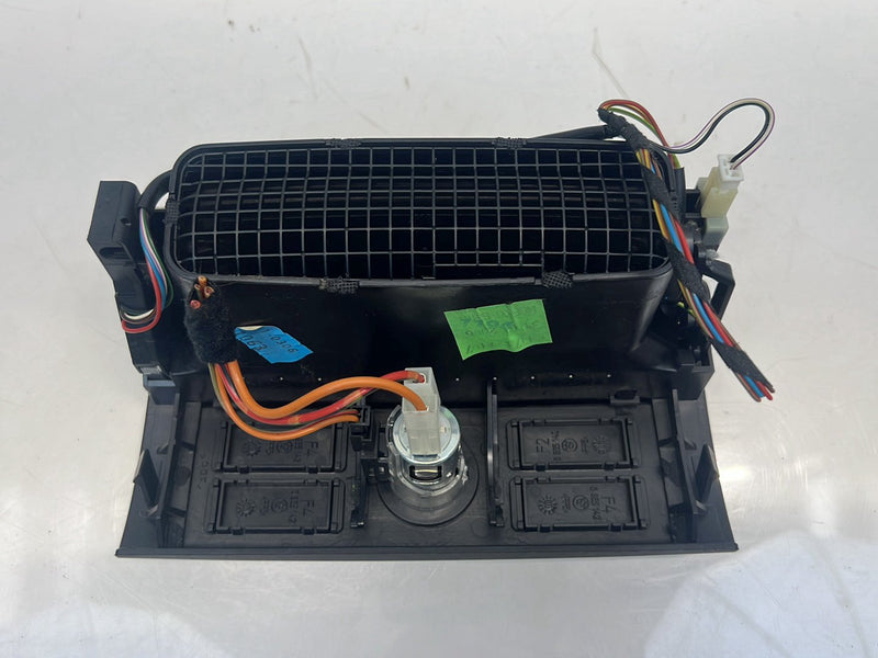 2006 BMW X5 E53 - Dash Vent Set PN: 64228402215 64228402216 64228402221 8409081
