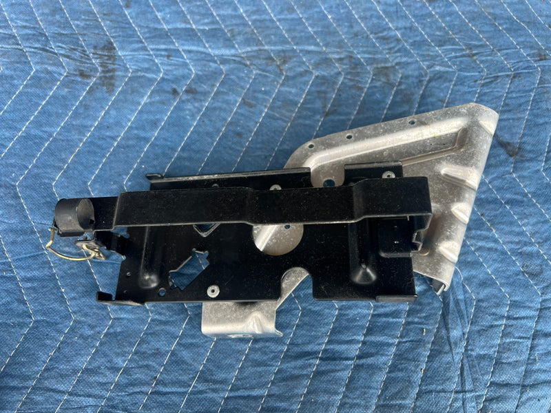 1992-1995 Volvo 940 740 ABS Control Module w/ Mounting Bracket OEM #3204EM