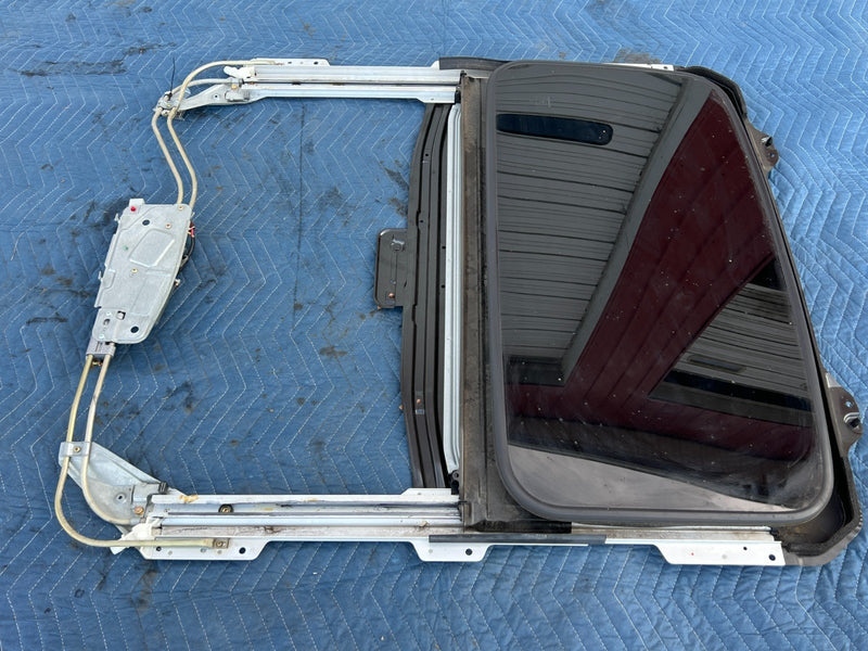 1998-2002 Honda Accord Sunroof Assembly Glass, Frame + Hardware  #1979CN