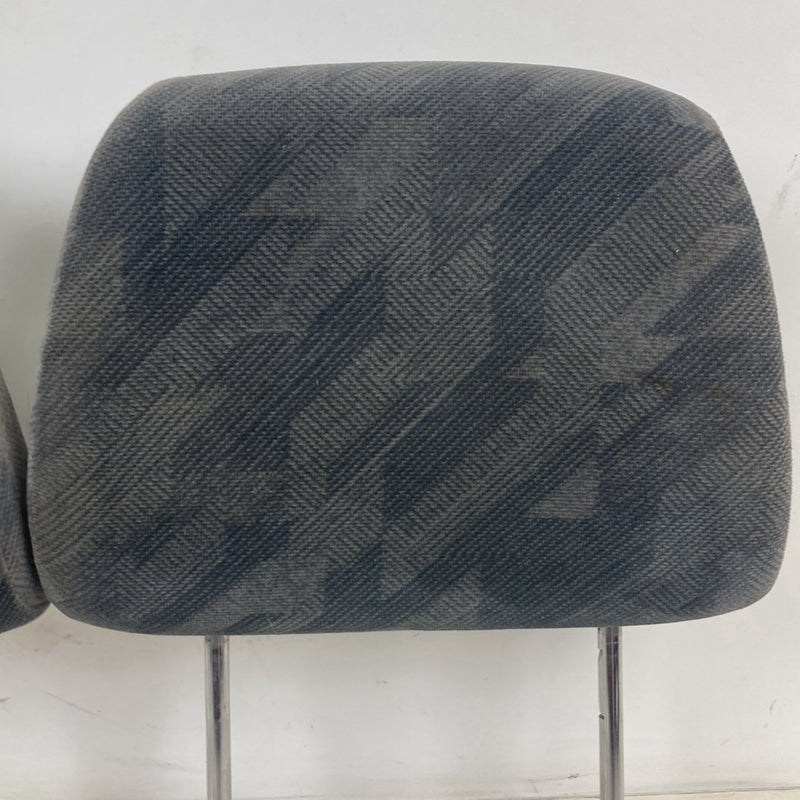 2002-2004 Honda CR-V RD2 Headrest Front Left Right Pair OEM #5094M