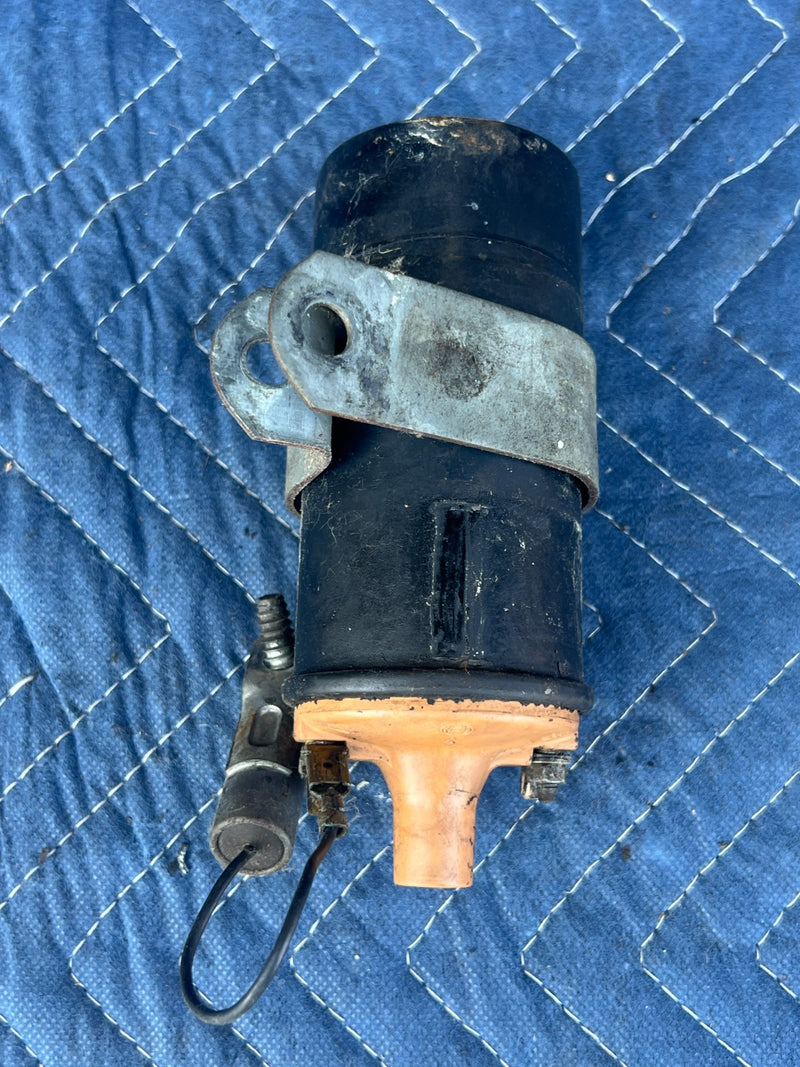 1967-1974 Volvo 140 142 144 145 Bosch Engine Ignition Coil 0221102054 OE #4925EM