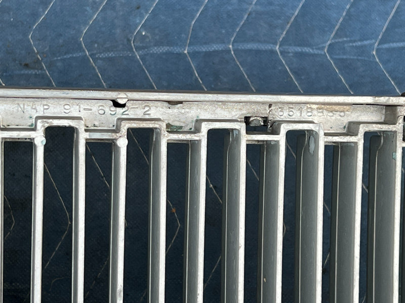 1989-1995 Volvo 740 940 Front Chrome Grille w/o Fog Lights 3518885 OEM #3727EM