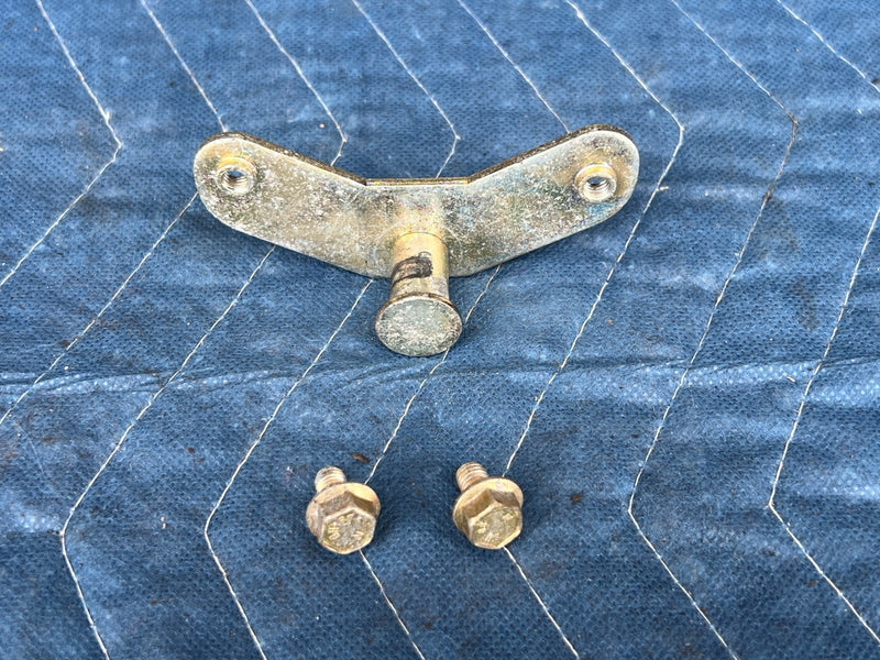 1989-1995 Volvo 740 940 Sedan Rear Trunk Latch Catch Plate w/ Bolts OEM #3797EM