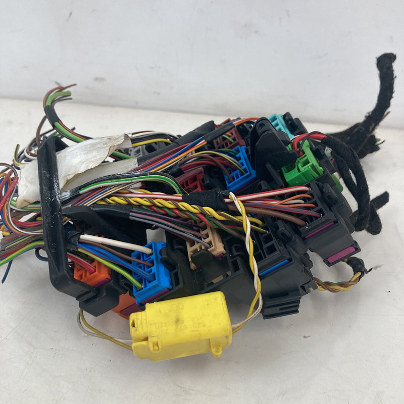 2001-2005 Volkswagen Passat Footwell Junction Wiring Harness OEM #5528M
