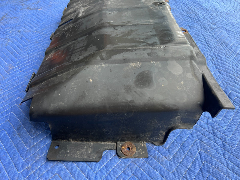 1989-1995 Volvo 740 940 Sedan Front Engine Cover Splash Shield Guard OEM #3757EM