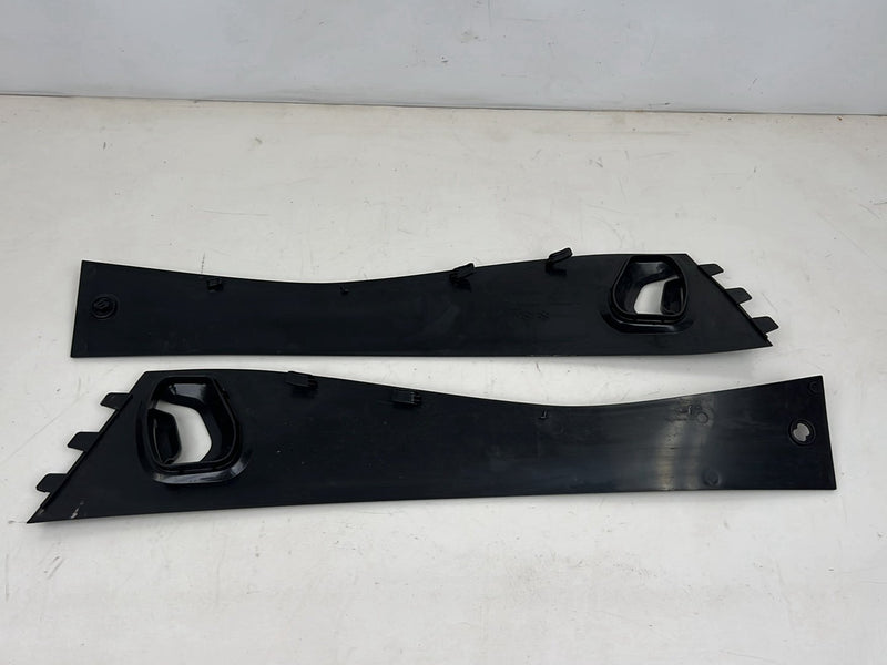 2004-2007 Volvo S60R V70R Center Console Side Trim Black 9204667 9204666 OEM #5746EM
