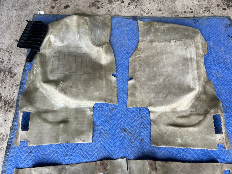 1992-1995 Volvo 940 740 Wagon Front & Rear Charcoal Molded Carpet Set OE #3294EM