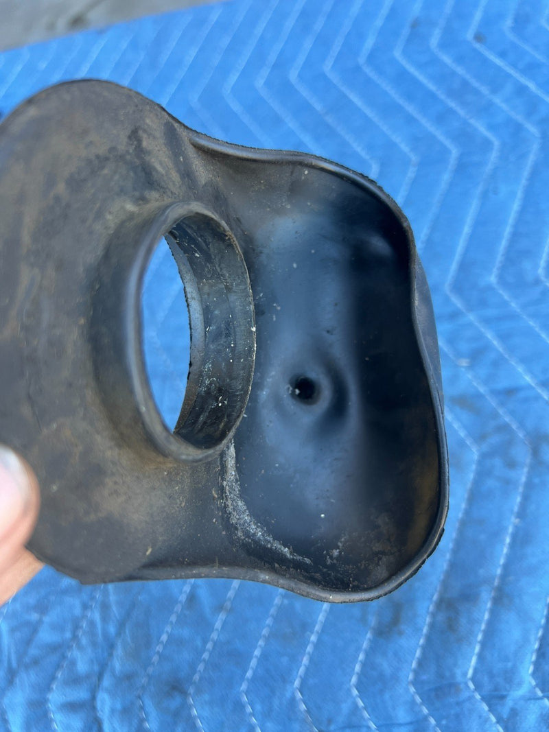 1986-1993 Volvo 240 244 245 Fuel Gas Tank Filler Neck Seal 1246522 OEM #4167EM