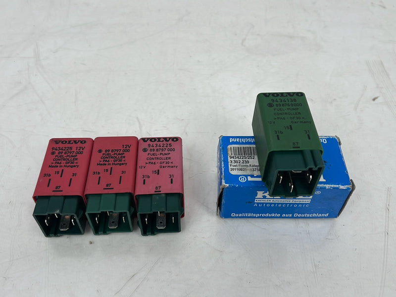 1993-1997 Volvo 850 Fuel Pump Relay Set of 4 898797000 OEM