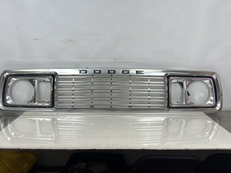1977-1978 Dodge Truck Tin Front Grille D150 Pickup Aluminum Trim OEM ##6061EM