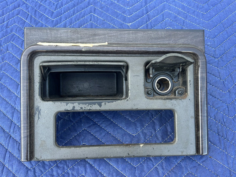 Chevrolet Silverado - Center Console Trim PN: 15179653 46786