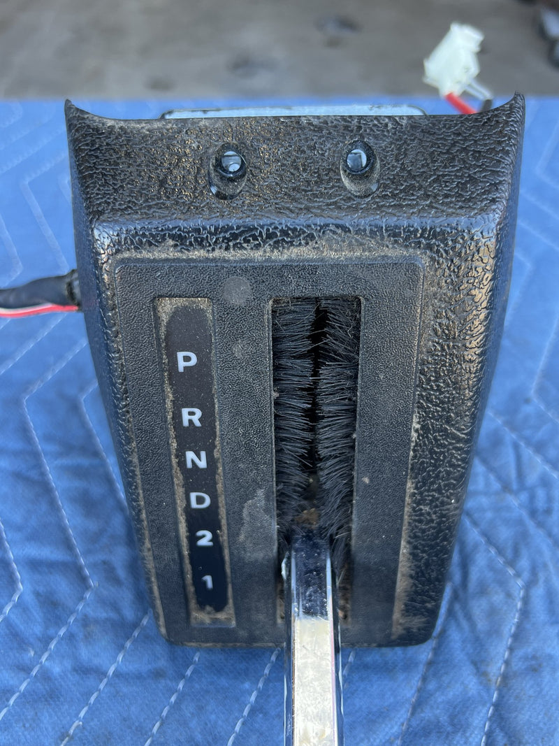 1988 Volvo 240 245 - Automatic Shifter Assembly