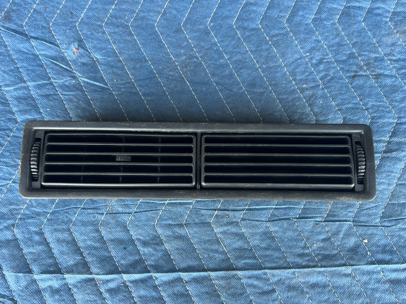1992-1995 Volvo 940 740 Dash LH RH Center HVAC Heat AC Vent Set of 3 OEM #3229EM