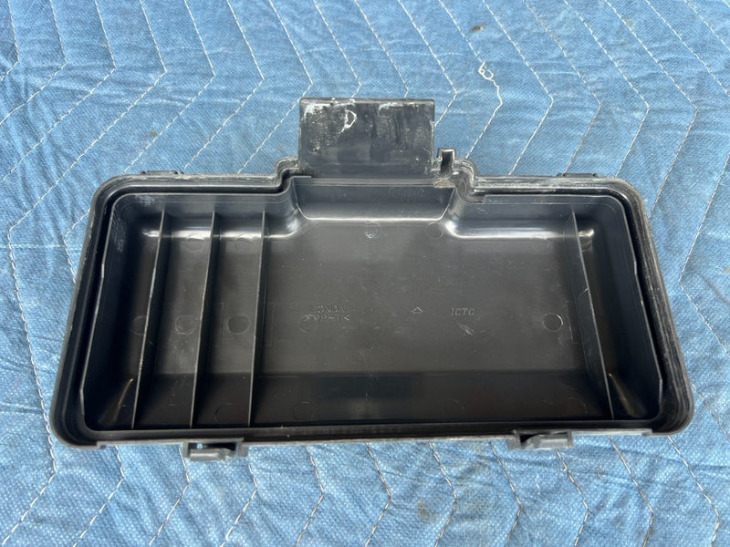 1998-2002 Honda Accord S84-A Fuse Box Cover  Lid #1984CN