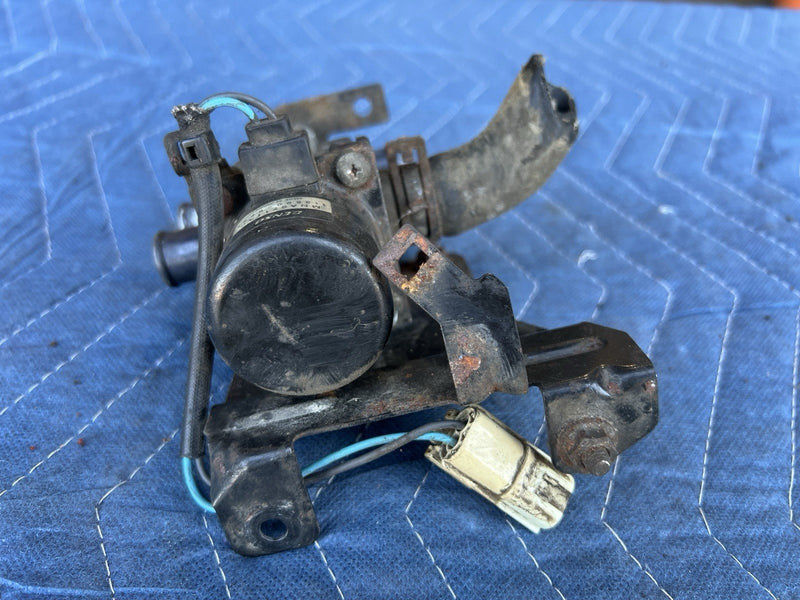 1998-2003 Jaguar XJR XJ8 X308 Heater Control Valve Coolant MNA6711AC OEM #4690E